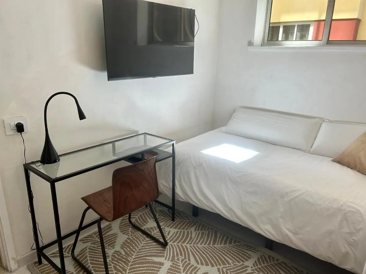 Niko Rooms Santa Cruz de Tenerife Homestay