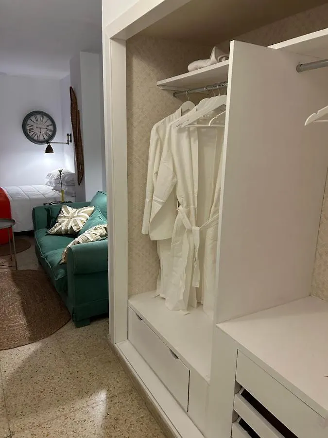 Niko Rooms Santa Cruz de Tenerife Spain