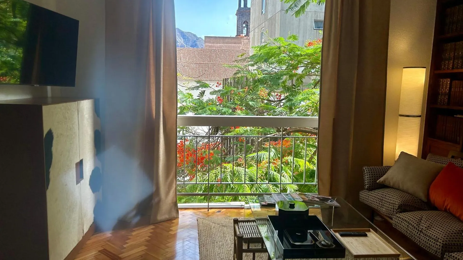 Homestay Niko Rooms Santa Cruz de Tenerife Spain